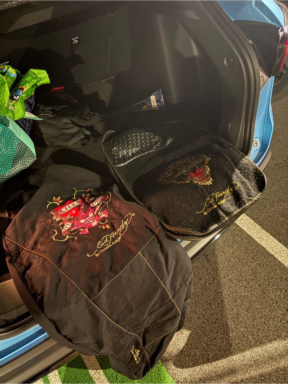 Ed Hardy Car seat covers and mats